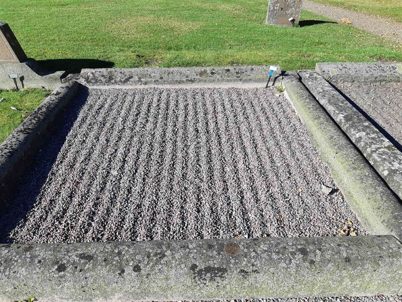 Grave number: Fr 7   839-840