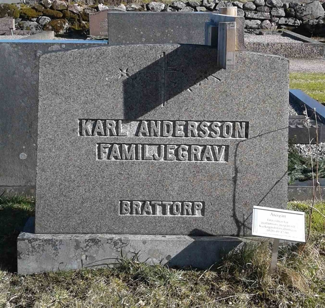 Grave number: HJ  1942, 1943