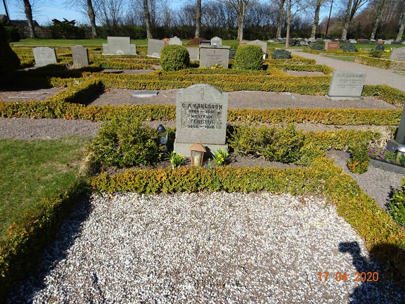 Grave number: NK 4 EF    23, 24