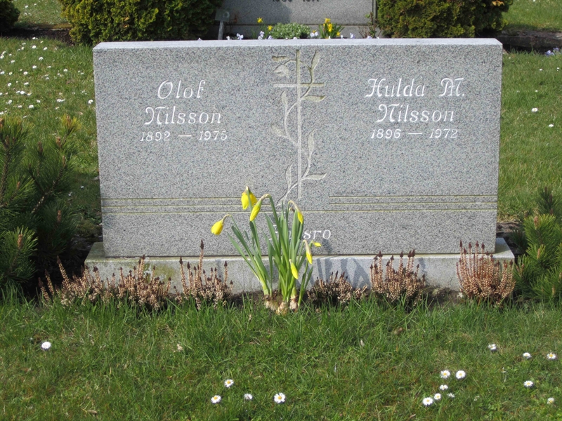 Grave number: 2 7    64