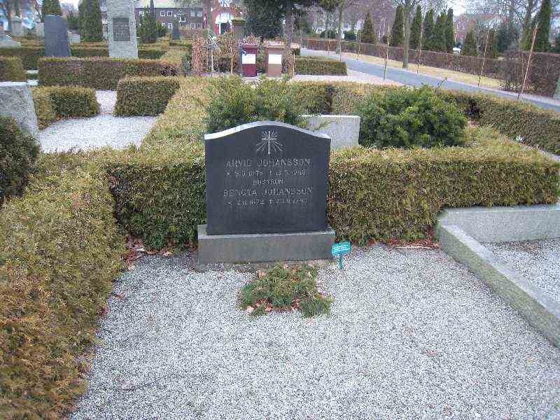 Grave number: VK II    56