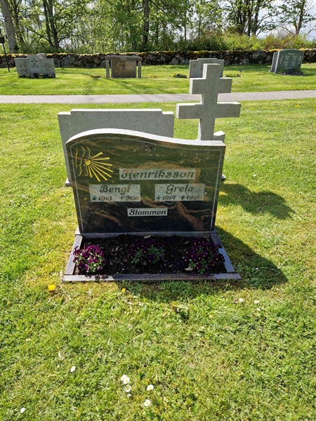Grave number: 02 N   65