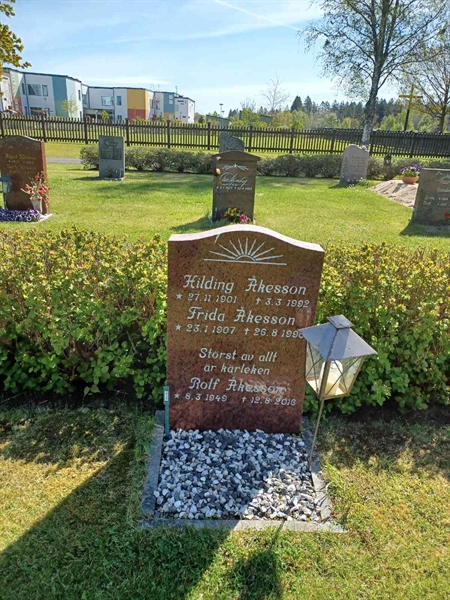 Hautatunnus: OS ÖK 316, 317