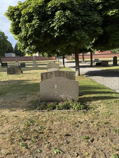 Grave number: BR E    44