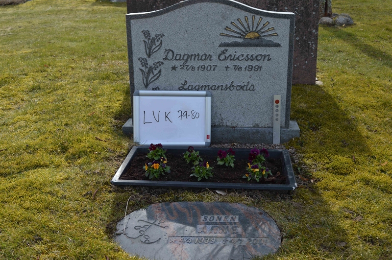 Grave number: LV K    79, 80