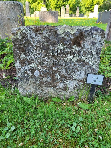 Grave number: kö 01 08   197