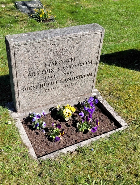 Grave number: JÄ 3   74