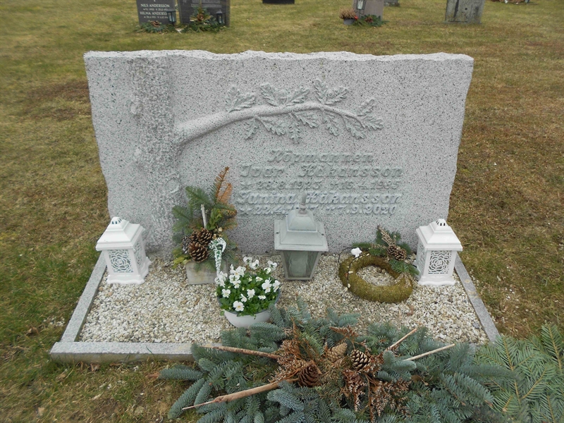 Grave number: V 5   148