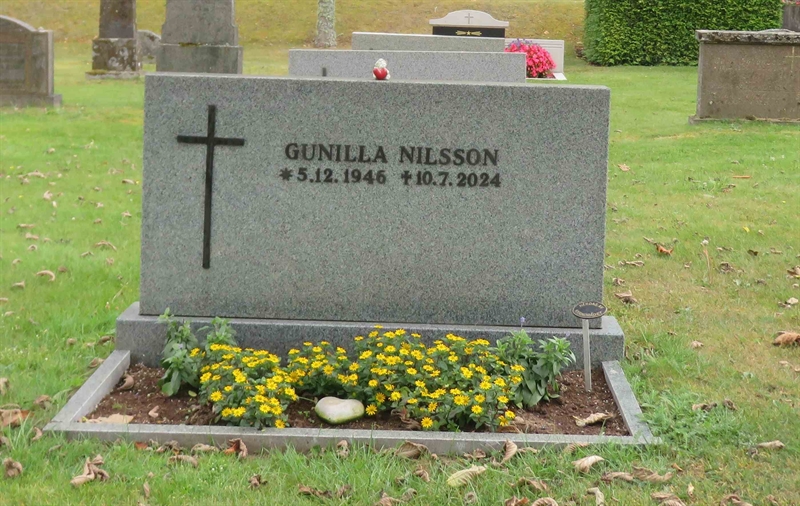 Grave number: 01 B   111