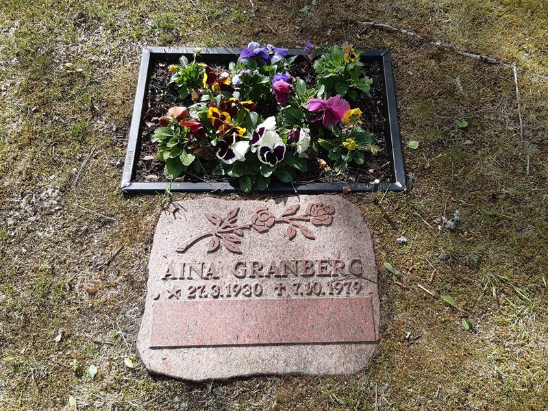 Grave number: KA 14    66