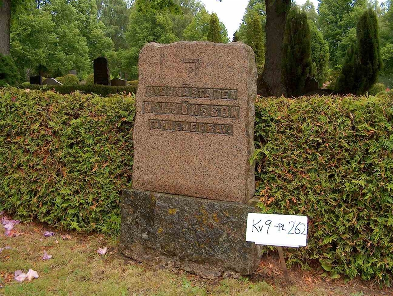 Grave number: HÖB 9   262