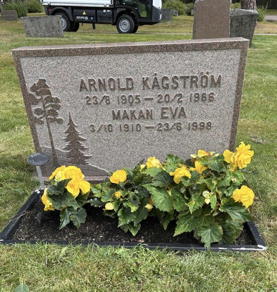 Grave number: 1 GL13    43-44