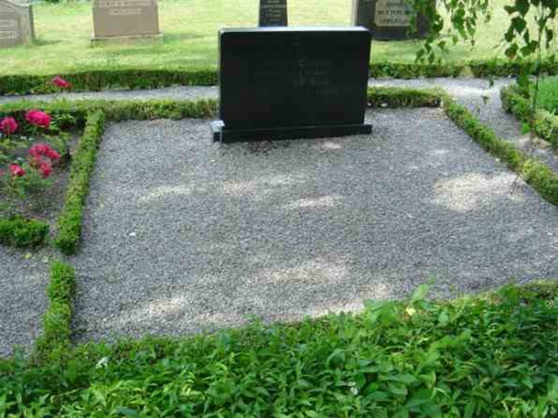 Grave number: FLÄ A   114a,  114b