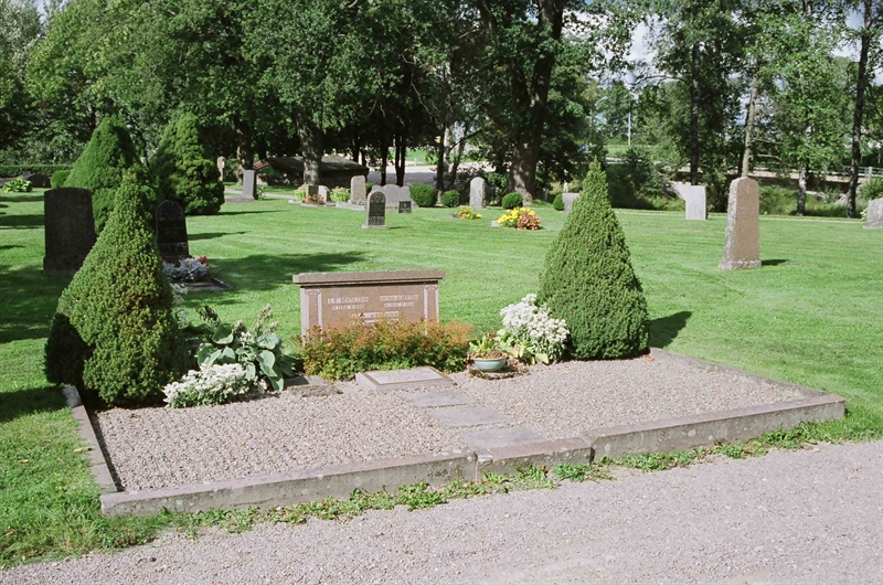 Grave number: B2 3     8a