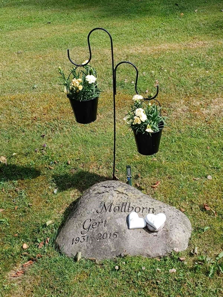 Hautatunnus: OS ÖK U   305