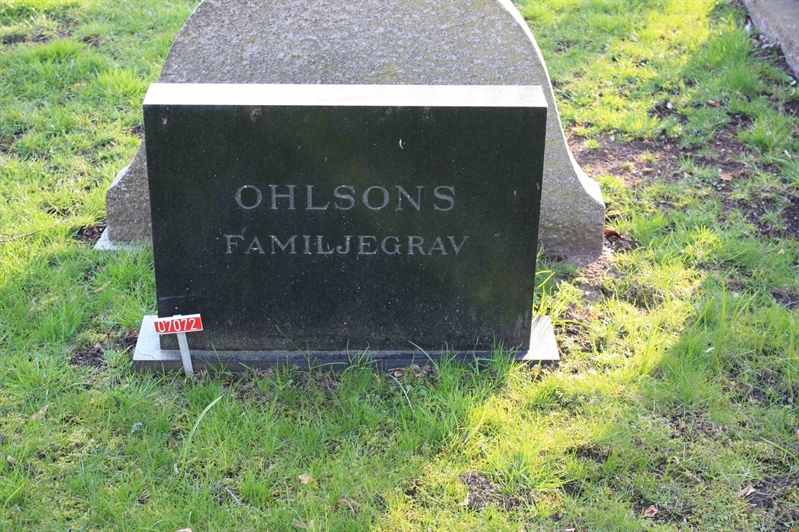 Grave number: Ö 07i   135, 136