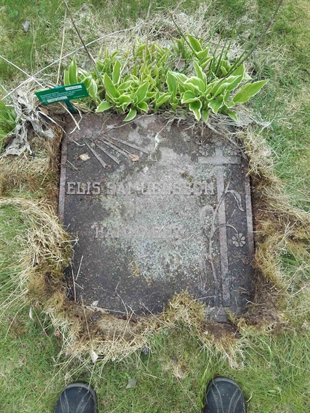 Grave number: KA 03     9