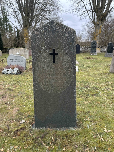 Grave number: LE 265, 266