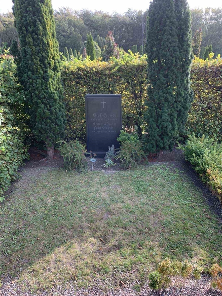 Grave number: NK F     6