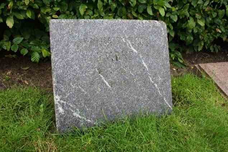 Grave number: EL 5   659