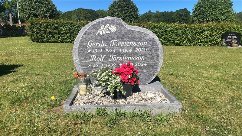 Grave number: VM G 29, 30