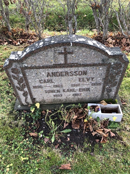 Grave number: TUR  1113-1114