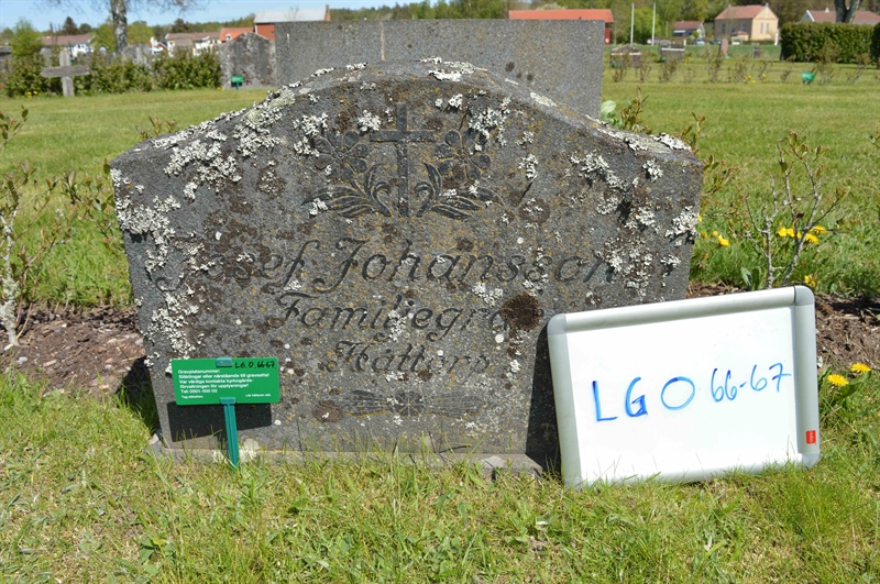 Grave number: LG O    66, 67