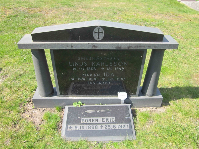 Grave number: 04 C  154, 155