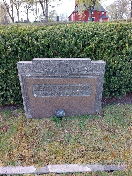 Gravnummer: HÖ 9 121