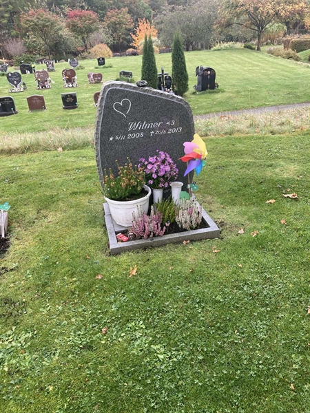 Grave number: 1 3 L1    16