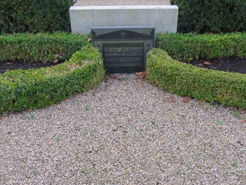 Grave number: 3 B    90, 91