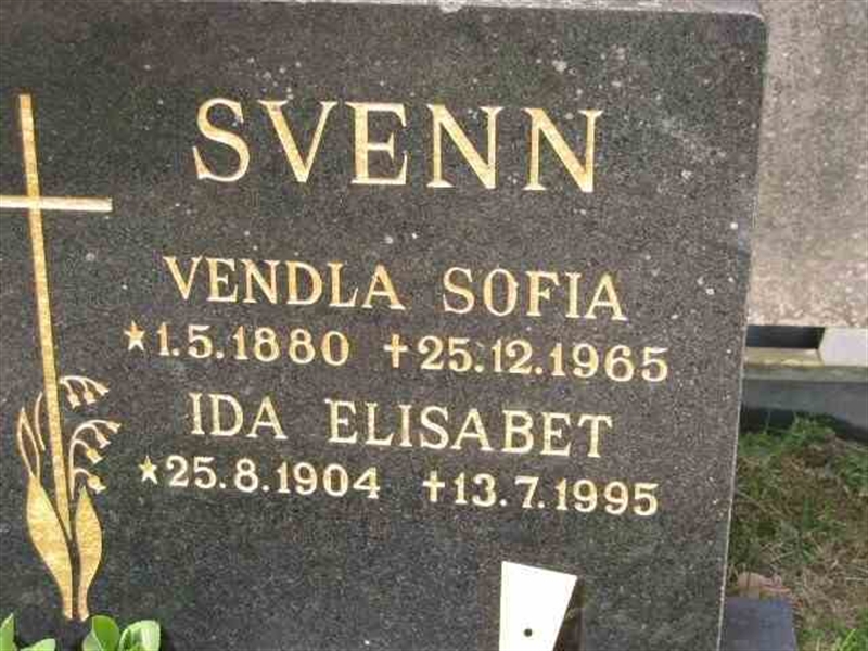 Grave number: 1 GG 01     26A,    26B