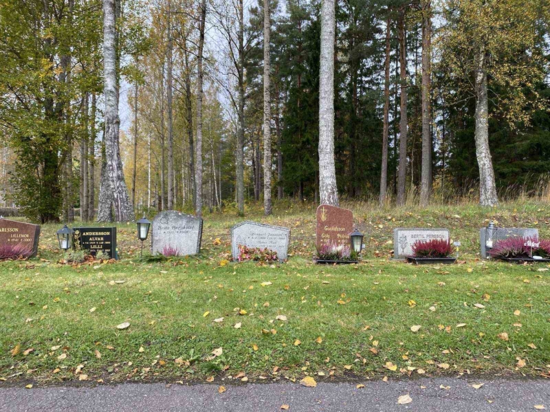 Grave number: 1 23    U39