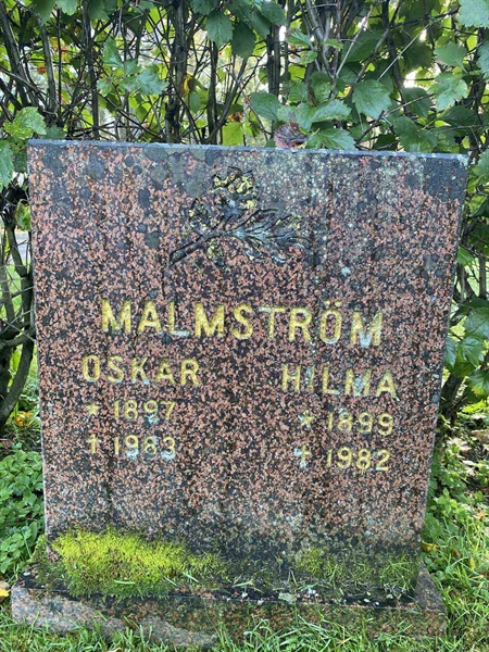 Grave number: 3 13   351