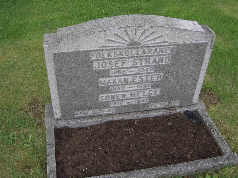 Grave number: 07 M    3