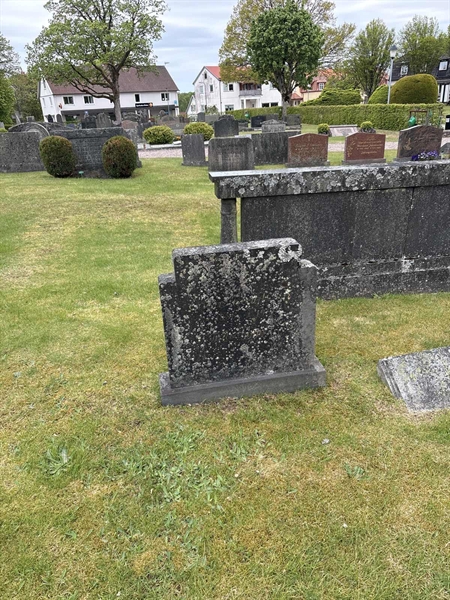 Grave number: SKF B    68
