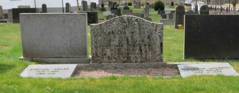 Grave number: 01 C   143, 144