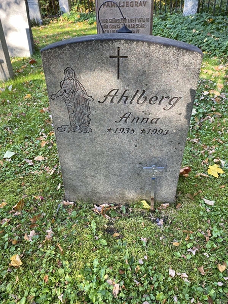 Gravnummer: 1 H   458