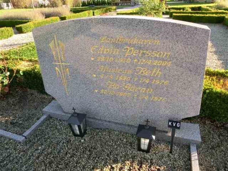 Grave number: HD 03    034