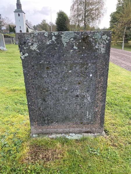 Grave number: 4 Me 01    30-31