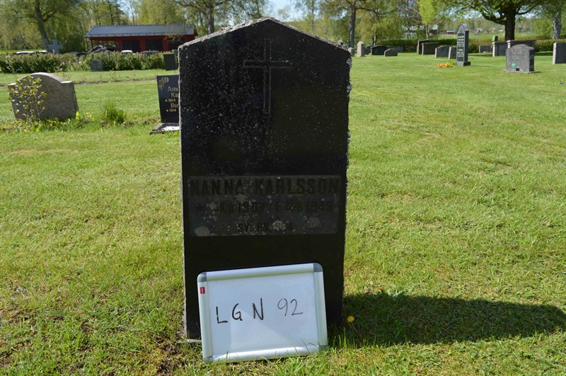 Grave number: LG N    92