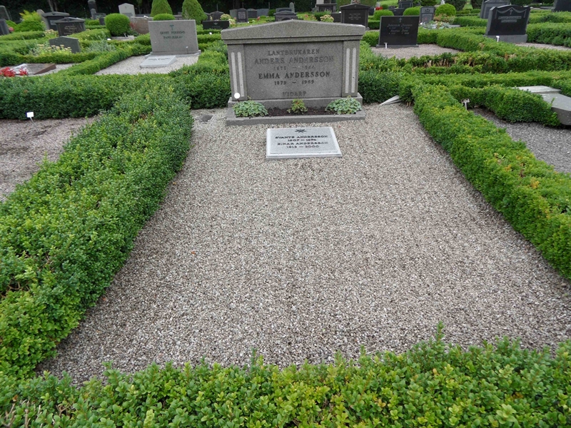 Grave number: VK D    34