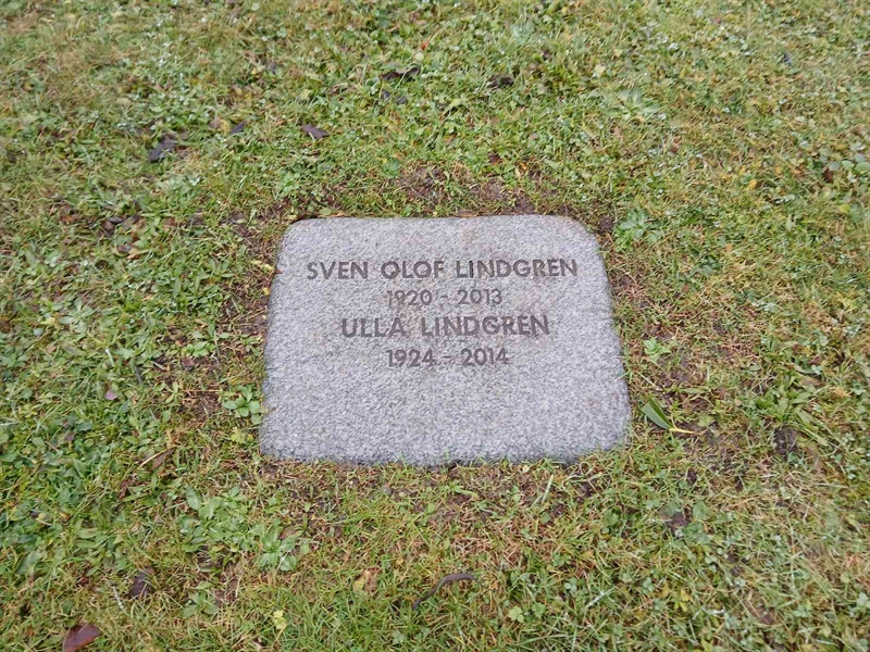 Grave number: FE K    82