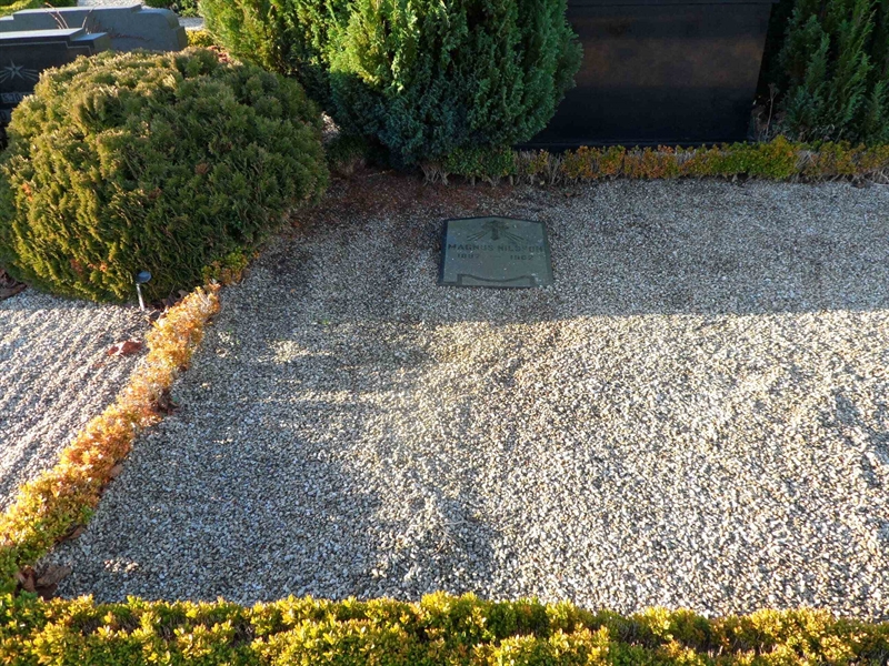 Grave number: 2 01  1264