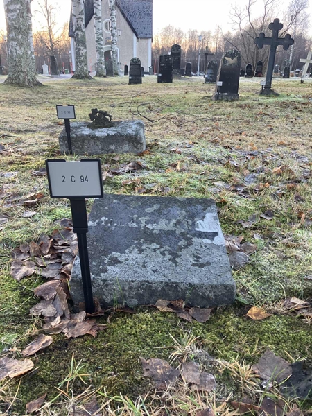 Gravnummer: 2 C    94