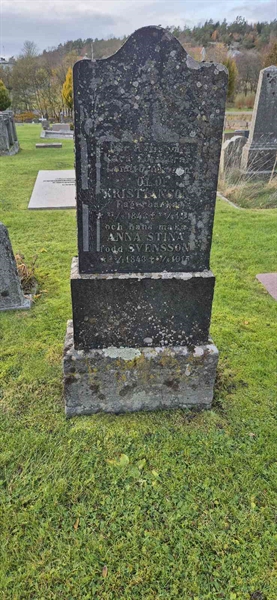 Grave number: KN 01   135, 136