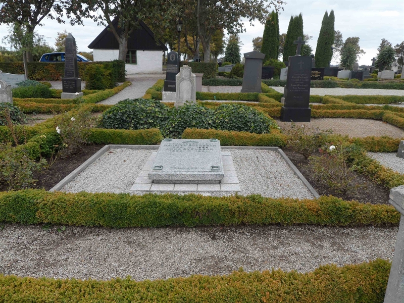 Grave number: ÖT GSK1  17:4, 17:5, 17:6, 17:7