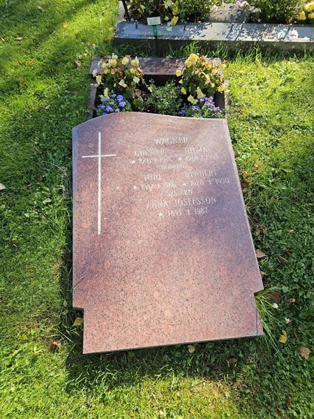 Grave number: Fr 7   348-349
