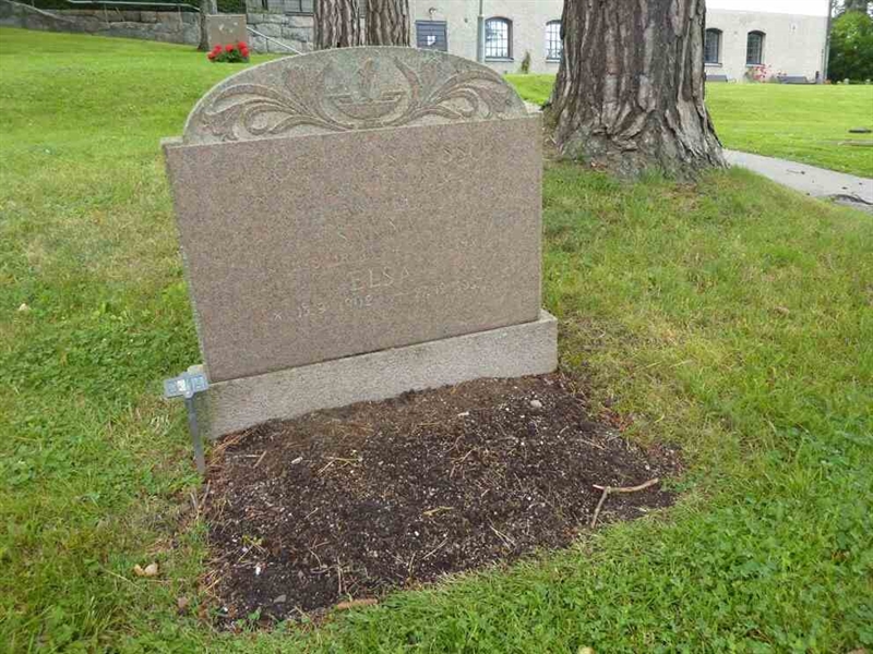 Grave number: 1 D   14A, 14B
