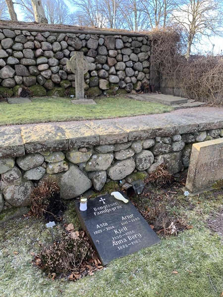 Grave number: SÖ F    50